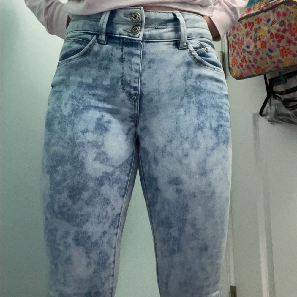 Light washed jeans